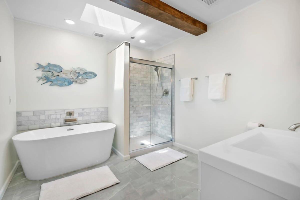 The St Augusdream Renovated Beach House Sleeps 8 Walk To Beach Сент Августин Екстериор снимка