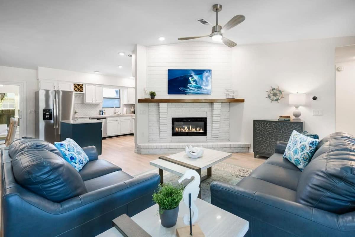 The St Augusdream Renovated Beach House Sleeps 8 Walk To Beach Сент Августин Екстериор снимка