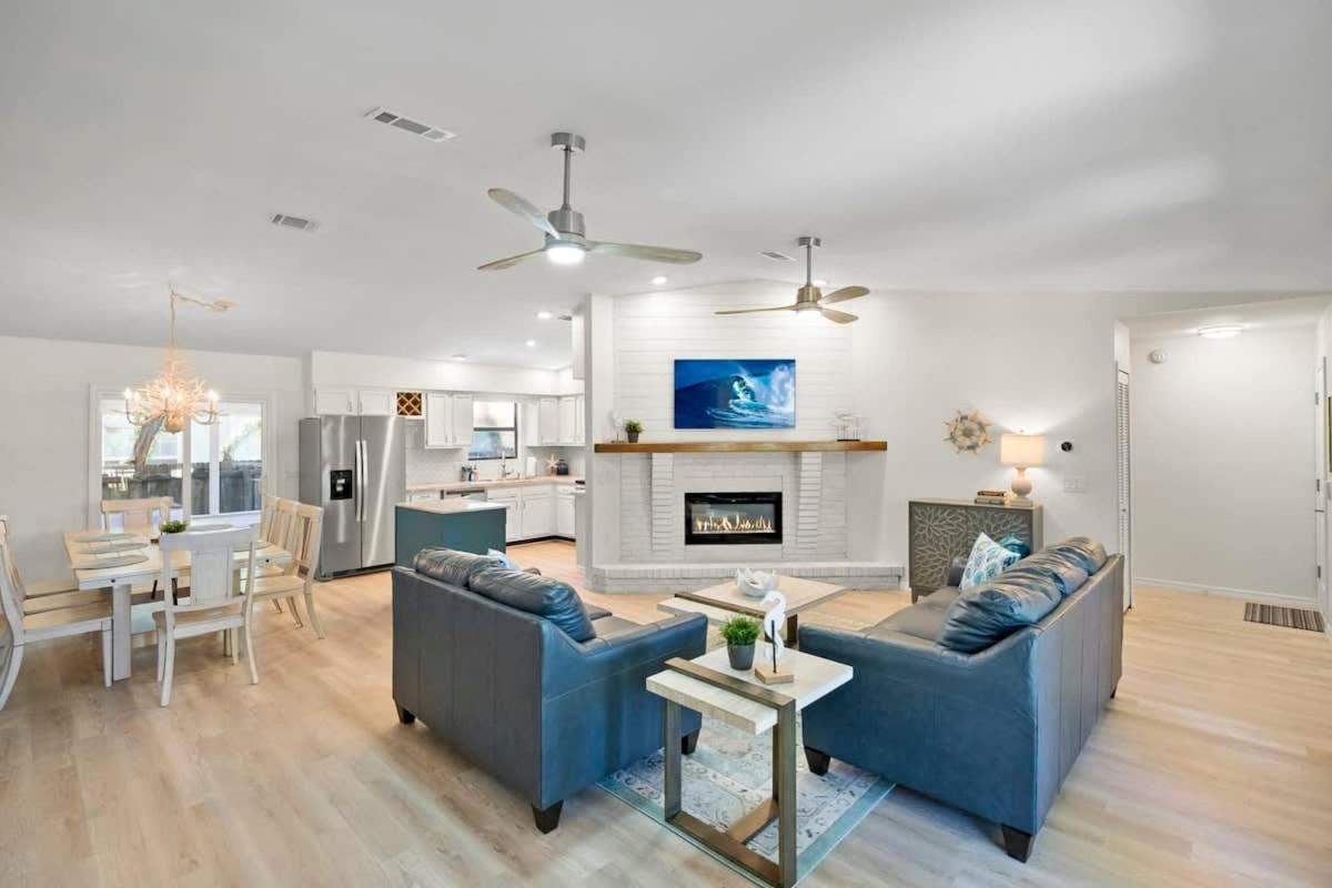 The St Augusdream Renovated Beach House Sleeps 8 Walk To Beach Сент Августин Екстериор снимка